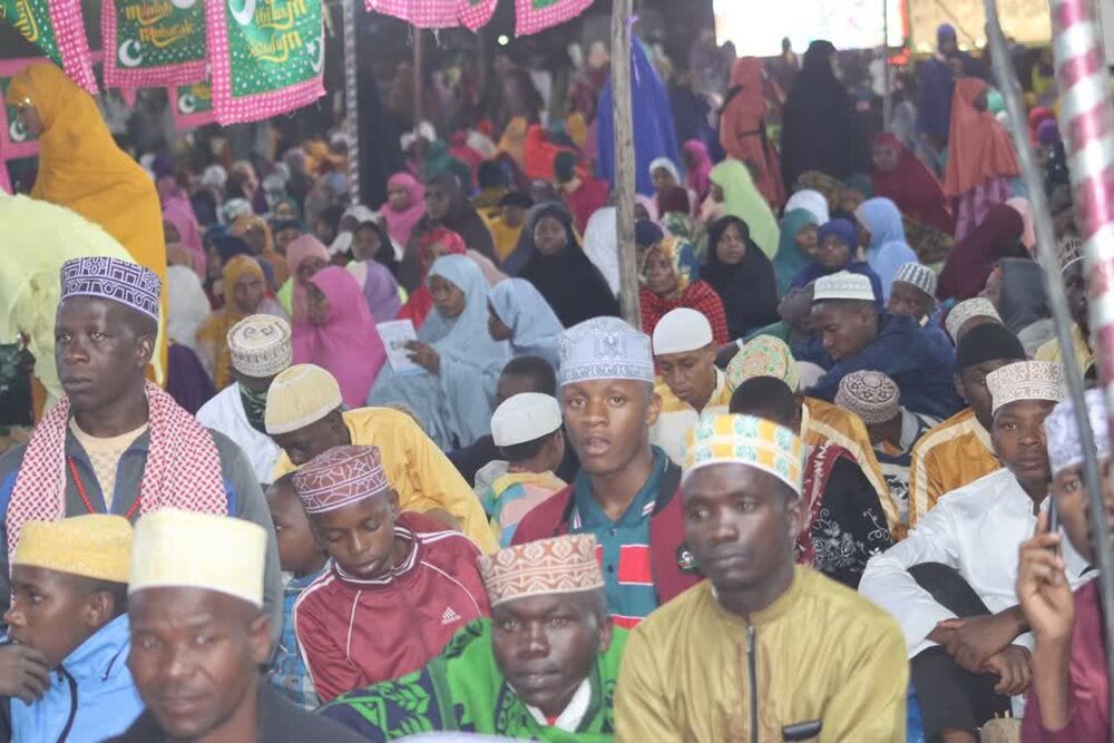 Picha/ Hafla ya Maulidi Kitaifa yafanyika Mkoani Tanga, Mashia waonesha umoja na mshikamano usio na kifani