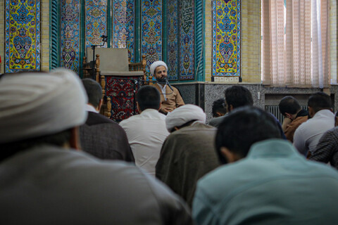 تصاویر/جلسه گفت‌وگو و هم‌اندیشی با حجت‌الاسلام والمسلمین موسیوند مدیر مدرسه علمیه آیت الله آخوند (ره)