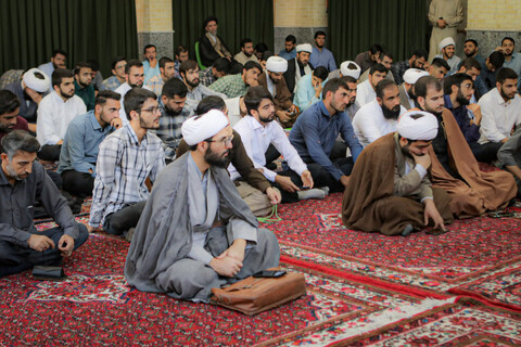 تصاویر/جلسه گفت‌وگو و هم‌اندیشی با حجت‌الاسلام والمسلمین موسیوند مدیر مدرسه علمیه آیت الله آخوند (ره)