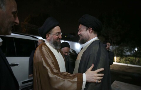 تصاویر/ ادای احترام سید عمار حکیم به حضرت امام خمینی (س)