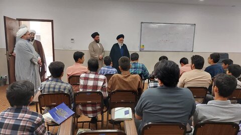 حضور آیت‌الله مدرسی متولی مدینة‌العلم کاظمیه در دوره میثاق آموزشی