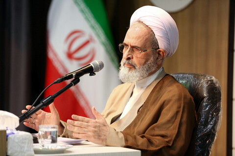 تصاویر/ آیین افتتاحیه بیست و هشتمین سال دروس مجمع آموزشی پژوهشی ائمه اطهار(ع)