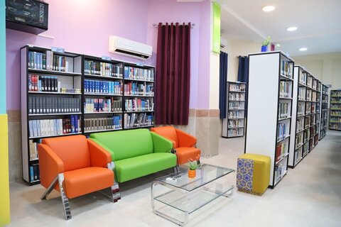 راه اندازی کتابخانه ولایت گناوه به روایت تصاویر