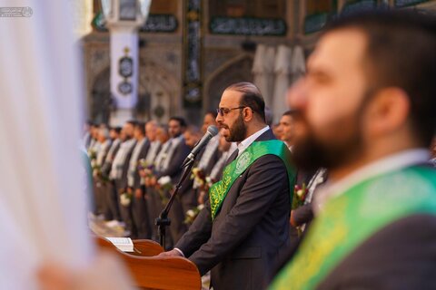 رَفْع راية البهجة والمسرة في الصحن الحيدري احتفاءً بمولد النبي محمد (ص) والإمام الصادق (ع)
