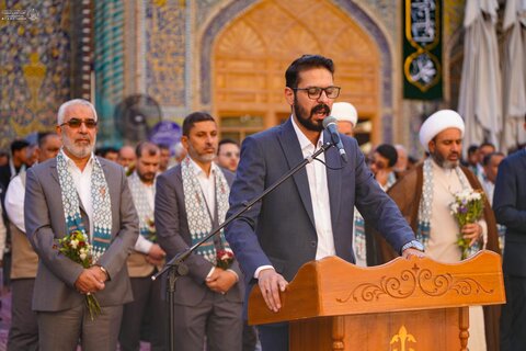 رَفْع راية البهجة والمسرة في الصحن الحيدري احتفاءً بمولد النبي محمد (ص) والإمام الصادق (ع)