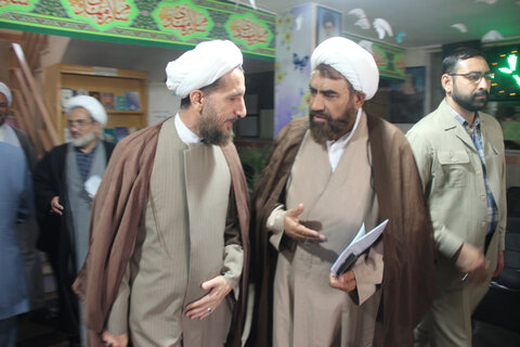 تصاویر / برگزاری دوره آموزش روحانیون رسمی با حضور امام جمعه قزوین