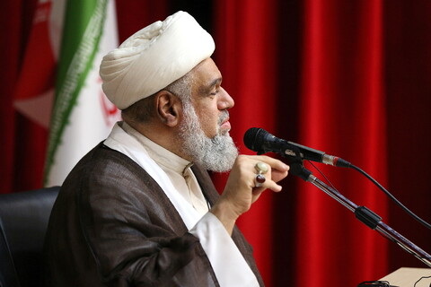 تصاویر/ آیین رونمایی و آغاز برپایی جلسات درس اخلاق در مساجد استان قم