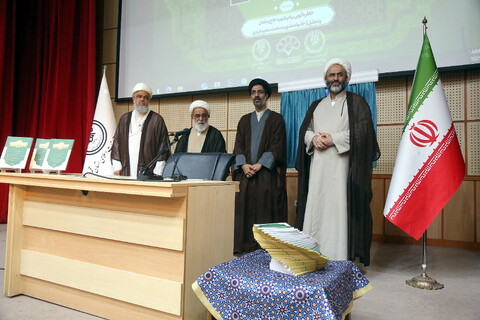 تصاویر/ آیین رونمایی و آغاز برپایی جلسات درس اخلاق در مساجد استان قم