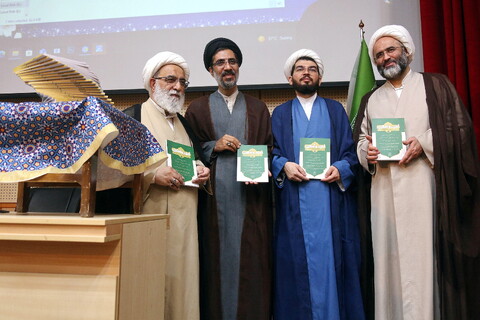تصاویر/ آیین رونمایی و آغاز برپایی جلسات درس اخلاق در مساجد استان قم