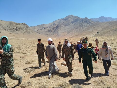 تصاویر دیدار امام جمعه نورآباد با بسیجیان  ناحیه مقاومت بسیج شهرستان