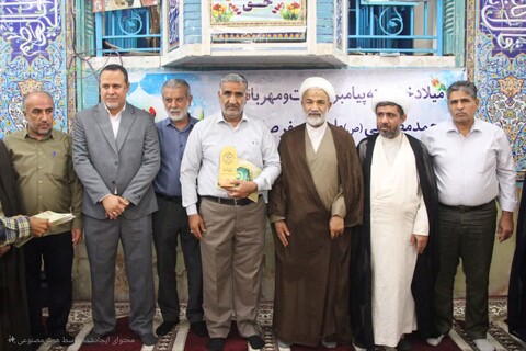 تصاویر/ آیین تجلیل از فعالان طرح «نهضت زندگی با آیه‌ها» در دشتستان