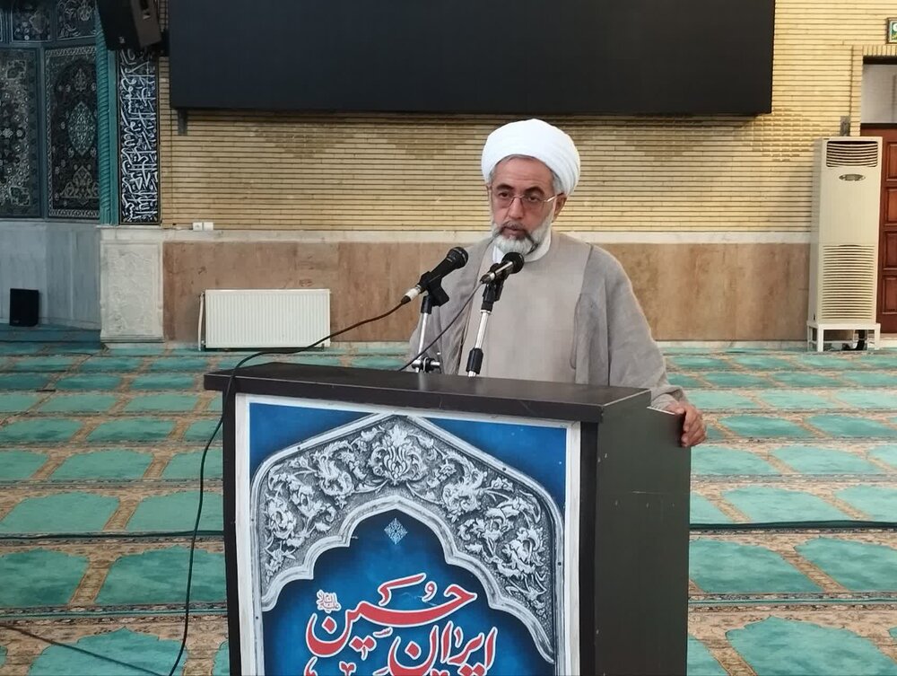 وحدت اسلامی؛ کلید پیروزی در برابر تهدیدات جهانی