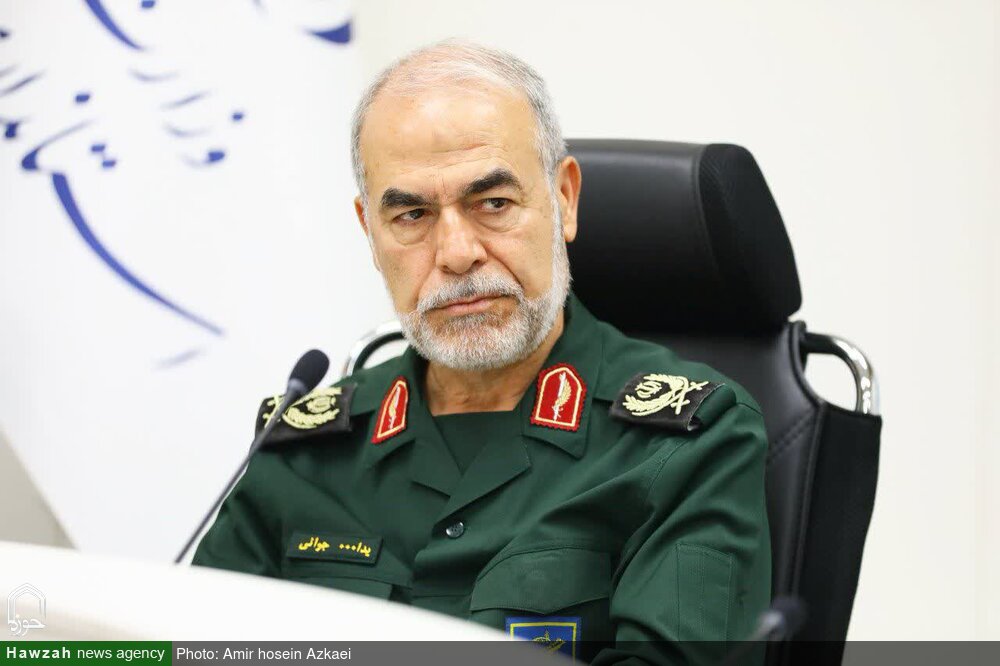 قرارگاه جهاد تبیین باید محور هم‌افزایی همه ظرفیت‌های استانی باشد