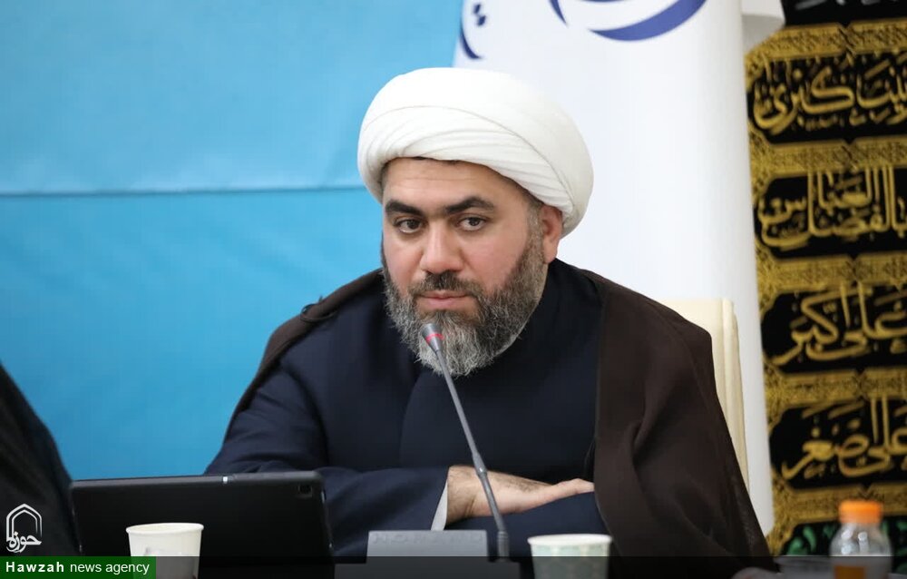 دستگاه‌های تبلیغی، نسل جوان را با حقیقت ۱۷ شهریور آشنا کنند