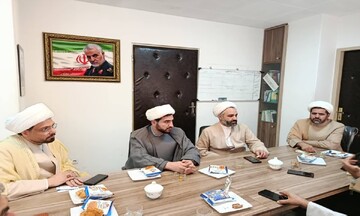 نگاه به نماز یک نگاه فراگیر است و مختص به یک قشر خاص نیست