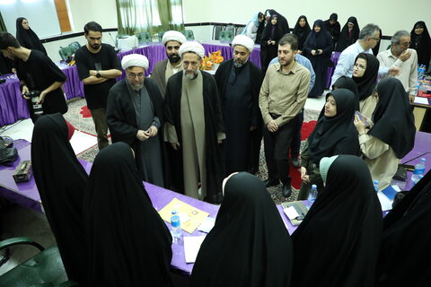 تصاویر / برگزاری رویداد جنگ اولی ها با حضور نماینده ولی فقیه در استان قزوین