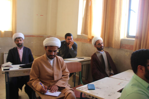 تصاویر /  دوره دانش افزایی  روحانیون رسمی شاغل در آموزش وپرورش