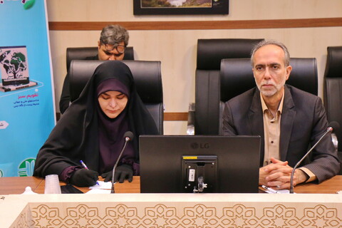 تصاویر/ آیین رونمایی از دو کتاب ارزشمند در حوزه اسلام و محیط زیست