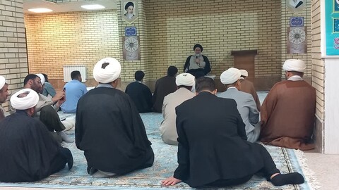 تصاویر/ تودیع و معارفه مدیر مدرسه علمیه سفیران هدایت یاسوج با پیام انضباط و ارتقاء علمی