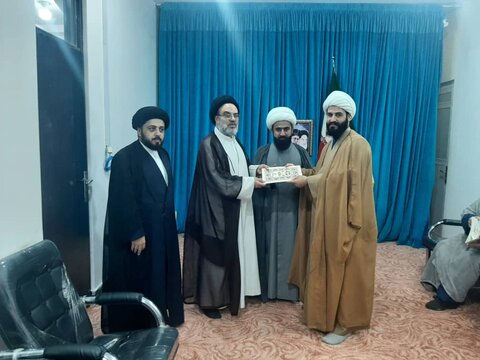 تصاویر/ تقدیر امام جمعه شهرستان جم از فعالان و پیشکسوتان قرآن و ائمه جماعات مساجد جم