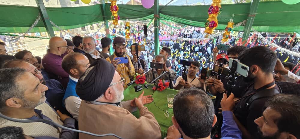 हज़रत नबी (स) के पवित्र जीवन का अनुसरण ही असली जश्न है: आगा सय्यद हसन मूसवी