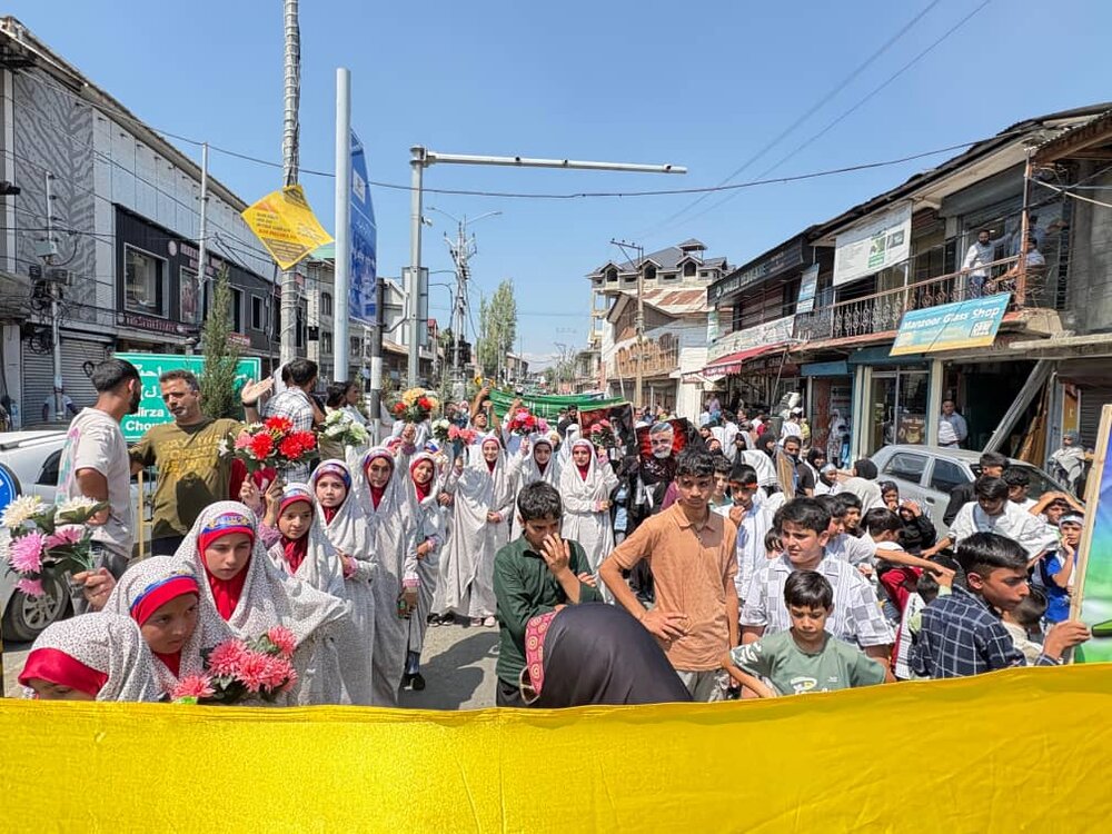 हज़रत नबी (स) के पवित्र जीवन का अनुसरण ही असली जश्न है: आगा सय्यद हसन मूसवी