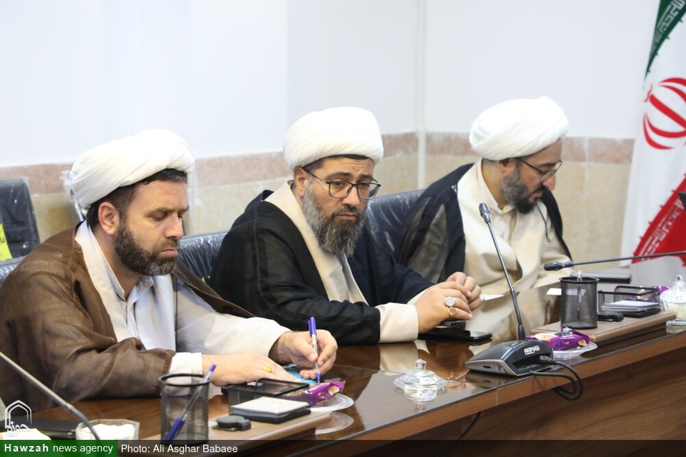 اجلاسیه مدیران و معاونین آموزش مدارس علمیه استان یزد