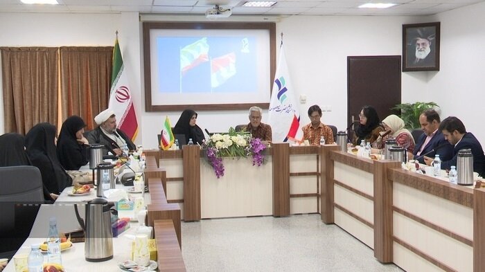 سفیر اندونزی خواستار گسترش همکاری های علمی با ایران شد