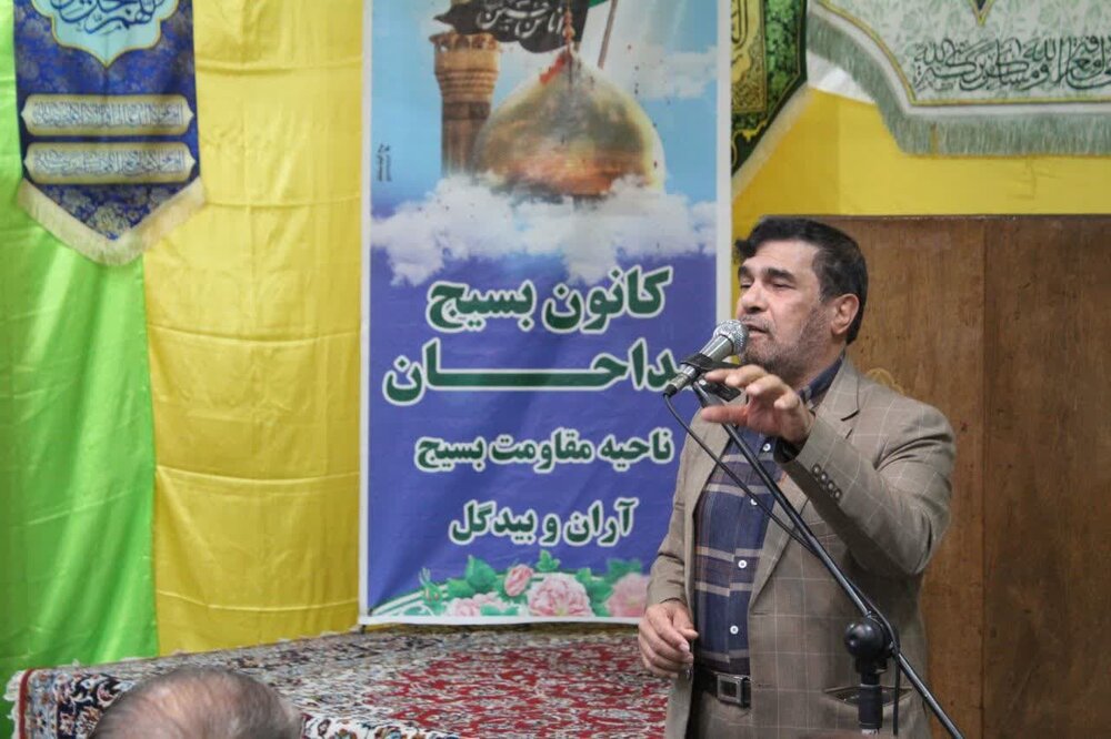 محفل شاعرانه ذکر و شعر در آران وبیدگل برگزار شد+تصاویر