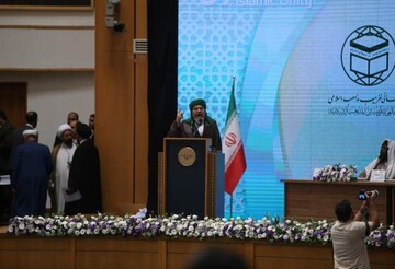 ما باید در کنفرانس وحدت اسلام راستین را تبلیغ کنیم