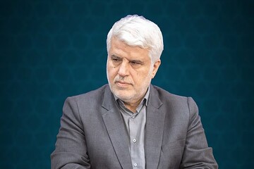 دانشگاه و حوزه‌ علمیه  نظریه مقاومت را تبیین کنند