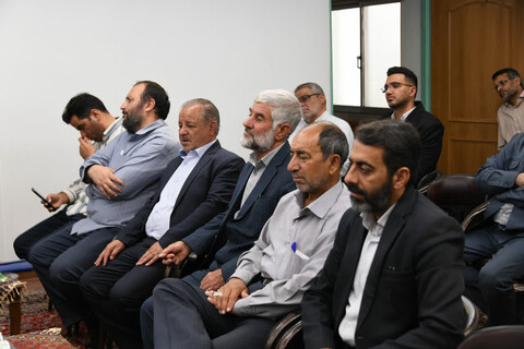 تصاویر|دیدار مسئولان شورای هماهنگی تبلیغات اسلامی اصفهان با امام جمعه