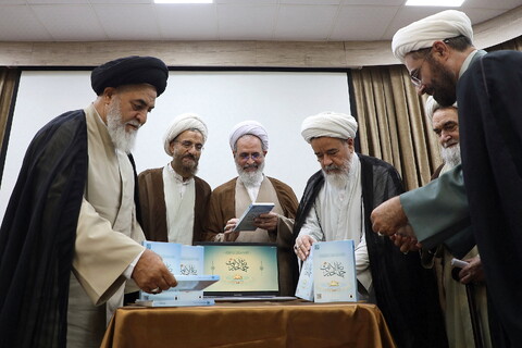 تصاویر/ آیین رونمایی از نرم افزار جامع الاحادیث