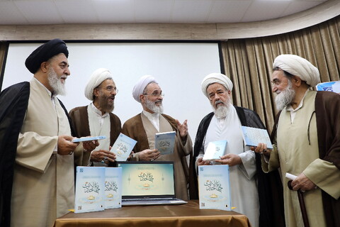 تصاویر/ آیین رونمایی از نرم افزار جامع الاحادیث