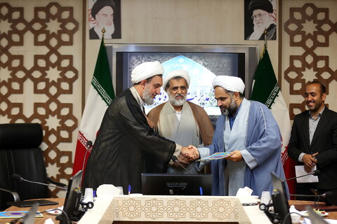 تصاویر/ نشست ستاد راهبری حوزه های علمیه