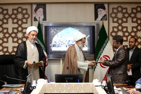 تصاویر/ نشست ستاد راهبری حوزه های علمیه