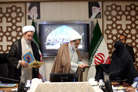 تصاویر/ نشست ستاد راهبری حوزه های علمیه