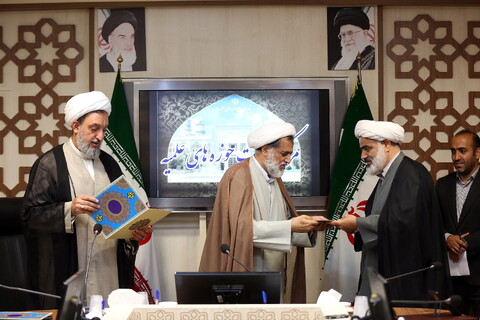 تصاویر/ نشست ستاد راهبری حوزه های علمیه