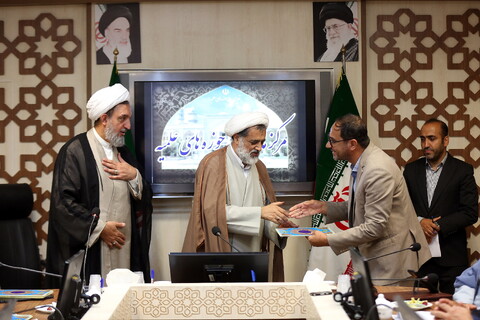 تصاویر/ نشست ستاد راهبری حوزه های علمیه