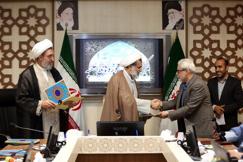 تصاویر/ نشست ستاد راهبری حوزه های علمیه