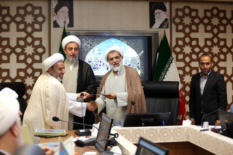 تصاویر/ نشست ستاد راهبری حوزه های علمیه