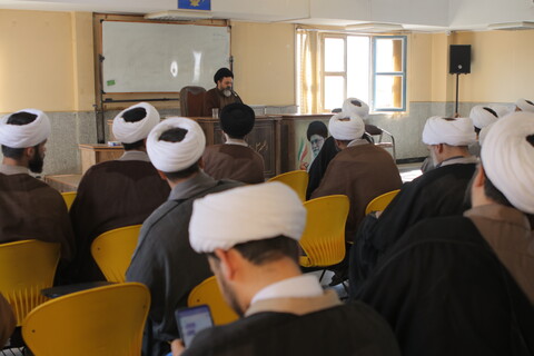 تصاویر/کارگاهی آموزش های نوین قرآنی برای اساتید حوزه علمیه استان همدان