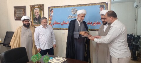 تصاویر/ اعطای مجوز گروه‌های جهادی استان سمنان با حضور جمعی از مدیران استانی و ستادی