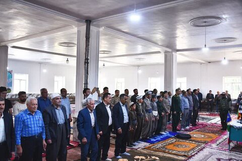 تصاویر/ مراسم گرامیداشت هفته وحدت در روستای مخین بخش قطور شهرستان خوی