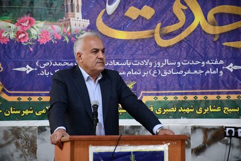 تصاویر/ مراسم گرامیداشت هفته وحدت در روستای مخین بخش قطور شهرستان خوی