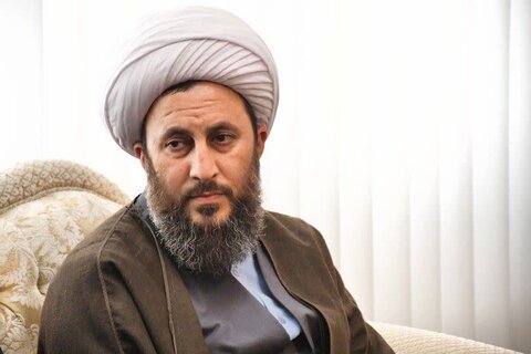 تصاویر/ دیدار امام جمعه خوی با دو خانواده شهید