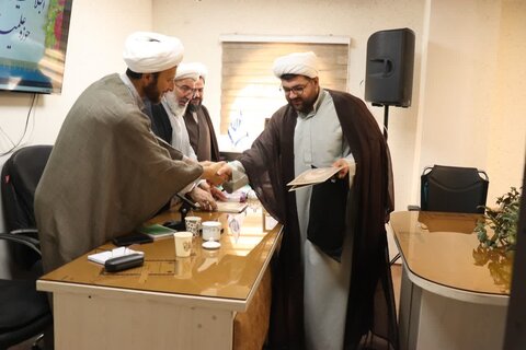 تصاویر/ اجلاسیه معاونین آموزش و اجرایی مدارس علمیه آذربایجان غربی