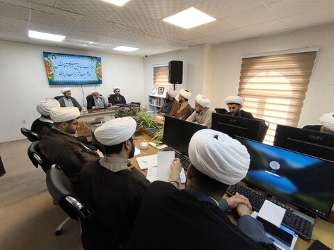 تصاویر/ اجلاسیه معاونین آموزش و اجرایی مدارس علمیه آذربایجان غربی