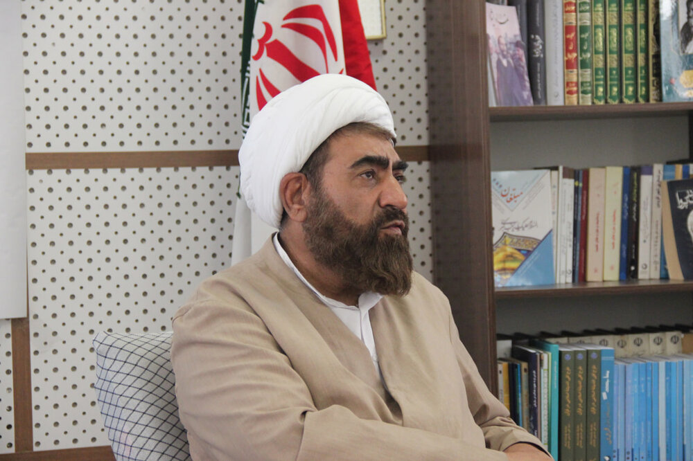 طلاب مایه امید حوزه و آینده جهان اسلام هستند 