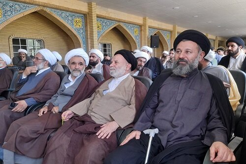 استاد، محور اصلی و بی‌بدیل تربیت در حوزه‌های علمیه است+ عکس